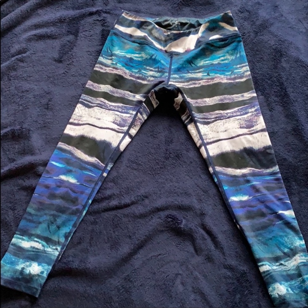 Apana leggings